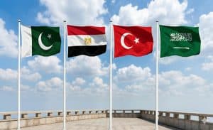 وزراء خارجية السعودية وباكستان ومصر وتركيا يبحثون سبل التوصل لتسوية للحرب بالشرق الأوسط