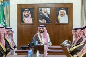 نائب أمير الشرقية يستقبل الرئيس التنفيذي لمطارات الدمام