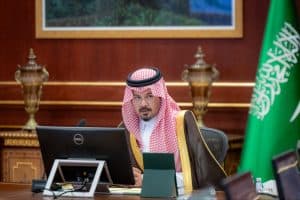 اطّلع على المبادرات ومؤشرات التقدم في تنفيذ المشاريع.. أمير المدينة المنورة يرأس اجتماع اللجنة التنفيذية للإسكان التنموي بالمنطقة