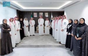 أمين الرياض يكرّم الفريق المنظم لمجلس التخطيط العالمي للمدن