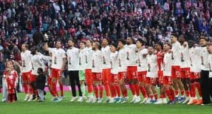 بايرن ميونيخ يتوج بلقب الدوري الألماني