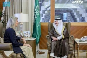 ناقشا عددًا من المواضيع ذات الاهتمام المشترك.. أمير المنطقة الشرقية يستقبل سفيرة الجمهورية الهيلينية لدى المملكة