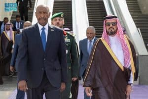 رئيس مجلس السيادة الانتقالي في السودان يُغادر جدة