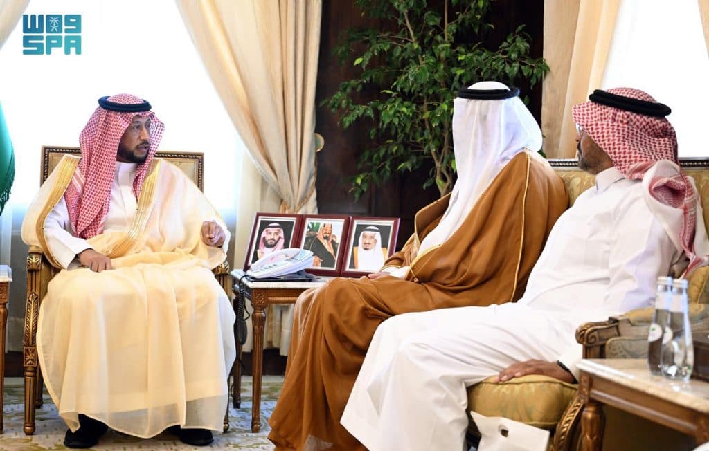 نائب أمير عسير يؤكد أهمية تنمية الغطاء النباتي واستدامة الموارد الطبيعية