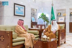 نائب أمير الرياض يستقبل المستشار عساف أبوثنين
