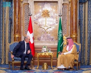 ولي العهد يلتقي رئيس الاتحاد السويسري