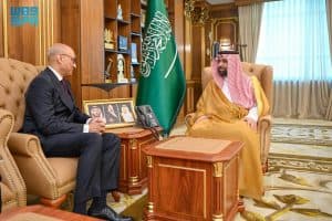 أمير جازان يستقبل سفير باكستان لدى المملكة