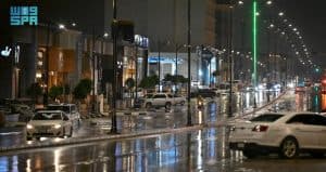 تواصل هطول الأمطار على منطقة القصيم
