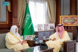 دشّن حملة “الولاء والانتماء” بالمنطقة.. أمير المدينة المنورة يستقبل مدير التوجيه والإرشاد بوزارة الداخلية