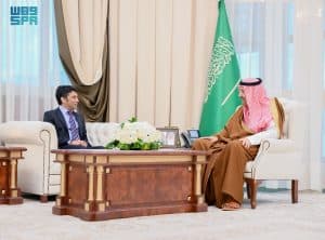 أمير الباحة يستقبل القنصل العام لباكستان