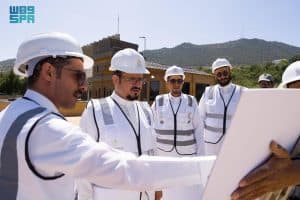 أمين الباحة يتفقد مشاريع تطويرية في متنزه رغدان استعدادًا لموسم الصيف