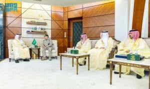استعرضا أبرز أعماله وإنجازاته.. أمير الشرقية ونائبه يستقبلان مدير مستشفى القوات المسلحة بالظهران وعددًا من قياداته