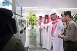 الأمير سعود بن مشعل يتفقد مجمع صالات الحج والعمرة بمطار الملك عبدالعزيز