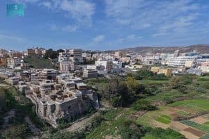 حيّ النُصب.. ذاكرة أبها العمرانية والاجتماعية تستعيد ملامحها الأصيلة