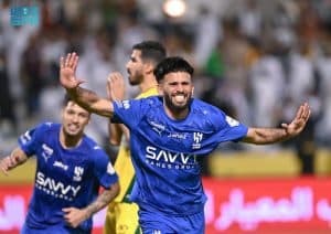 الهلال يفوز بثنائية على الخليج في دوري المحترفين