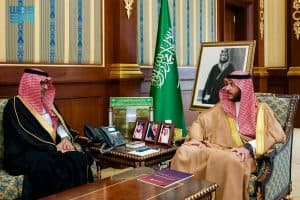 نائب أمير المدينة المنورة يستقبل مدير فرع هيئة الهلال الأحمر السعودي بالمنطقة