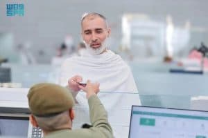 مطار الملك عبدالعزيز يستقبل أولى رحلات الحجاج من سوريا