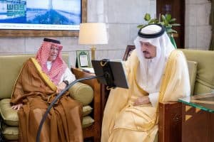 دشّن منصتها التعليمية الرقمية.. أمير منطقة الرياض يستقبل رئيس جمعية صوت متلازمة داون وعددًا من أعضائها