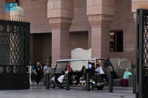 خدمات متكاملة لكبار السن وذوي الإعاقة في المسجد النبوي