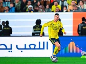 النصر لحسم اللقب.. والهلال للتأجيل