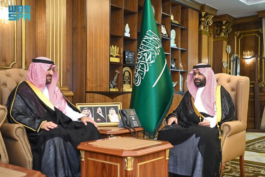 أمير منطقة جازان يستقبل نائب وزير الرياضة