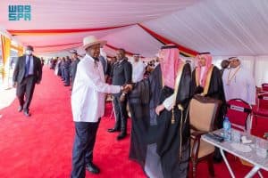 نيابةً عن ولي العهد.. نائب وزير الخارجية يشارك في حفل مراسم تنصيب رئيس أوغندا