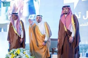 أمير القصيم يرعى حفلي تخريج متدربي ومتدربات الكليات التقنية والمعاهد الصناعية والعمارة والتشييد