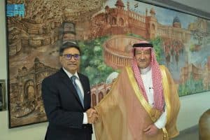 نائب وزير الخارجية يلتقي وكيل وزارة الشؤون الخارجية الهندية
