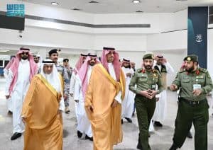 نيابةً عن نائب أمير مكة.. محافظ جدة يقف على جاهزية “ميناء جدة” لاستقبال ضيوف الرحمن