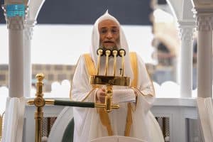 خطبتا الجمعة بالحرمين: العشر الأُول من ذي الحجة أيام فضيلة في آخر العام كي يستدرك العبد ما فاته بالإيمان والعمل الصالح