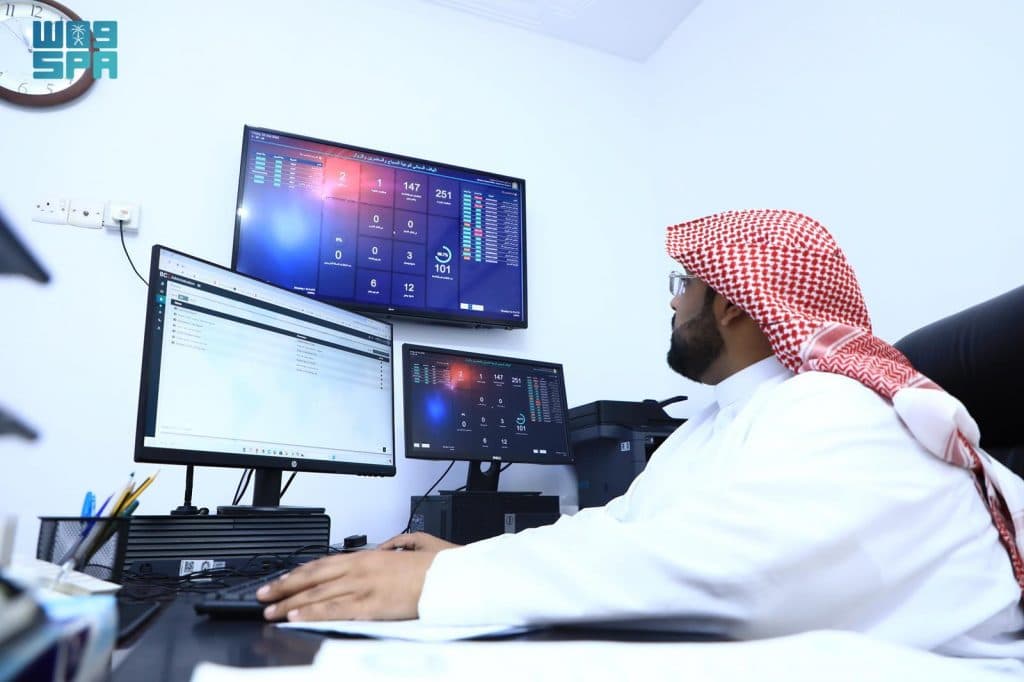 بـ14 لغة عالمية.. الهاتف المجاني للشؤون الإسلامية يجيب عن الاستفسارات الشرعية لضيوف الرحمن خلال حج 1447هـ