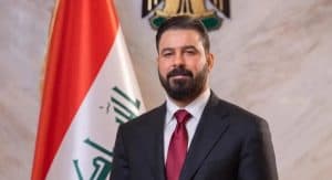 رئيس الوزراء العراقي يتسلم مهام منصبه رسميًا وسط طلقات مدفعية احتفالًا بالمناسبة