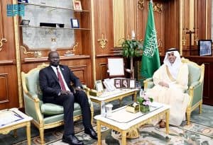 رئيس مجلس الشورى يتلقى رسالة خطية من رئيس المجلس التشريعي في جنوب السودان