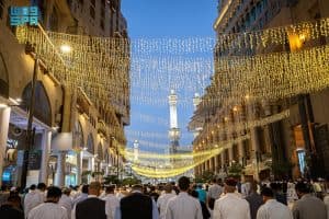 الضوء في مكة المكرمة.. مشهد حضاري وروحي يعكس تطور الخدمات لضيوف الرحمن