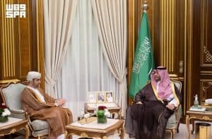 سمو الأمير تركي بن محمد بن فهد يستقبل سفير سلطنة عُمان لدى المملكة