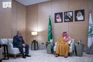 وزير الداخلية يستقبل رئيس مكتب شؤون الحجاج بجمهورية مصر العربية