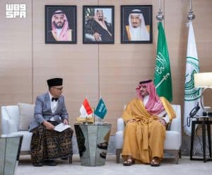 وزير الداخلية يستقبل وزير الحج والعمرة الإندونيسي
