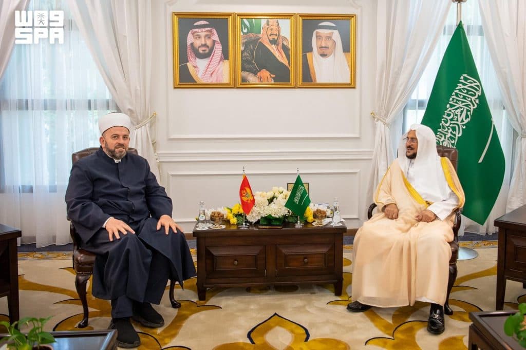 وزير الشؤون الإسلامية يستقبل رئيس المشيخة الإسلامية بجمهورية الجبل الأسود