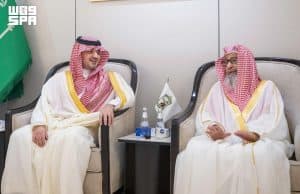 وزير الداخلية رئيس لجنة الحج العليا يزور سماحة مفتي المملكة