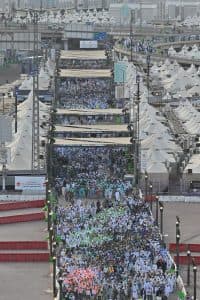 بانسيابية بالحركة وتوزيع الحشود.. منشأة الجمرات تستوعب حجاج بيت الله الحرام في أول أيام التشريق “يوم القَرّ”