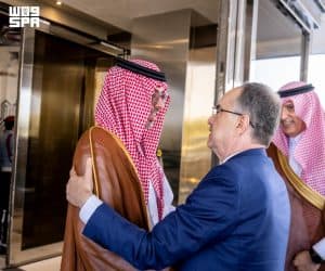 الأمير سعود بن عبدالله بن جلوي في مقدمة مودعيه.. رئيس جمهورية ألبانيا يغادر محافظة جدة