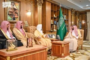 استعرض الخدمات القضائية المُقدّمة للمستفيدين.. أمير جازان يستقبل رئيس المحكمة الجزائية بالمنطقة