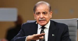رئيس الوزراء الباكستاني يحث جميع الأطراف على ضبط النفس