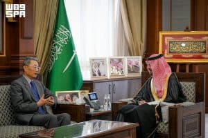استعرضا عددًا من المواضيع ذات الاهتمام المشترك.. أمير منطقة المدينة المنورة يستقبل القنصل العام لجمهورية الصين