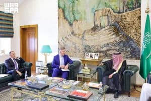 نائب وزير الخارجية يستقبل سفيري بولندا وأوكرانيا لدى المملكة