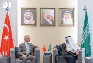 السواحه يناقش مع وزير النقل والبنية التحتية التركي تعزيز الشراكة في التقنية والذكاء الاصطناعي