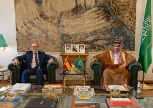 نائب وزير الخارجية يستقبل وزير الدولة الإسباني