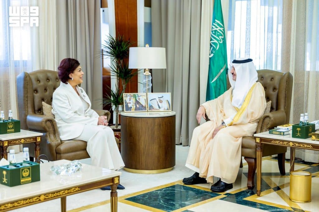 ناقشا عددًا من المواضيع ذات الاهتمام المشترك.. أمير المنطقة الشرقية يستقبل سفيرة العراق لدى المملكة