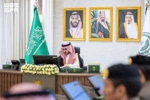 وجّه بتعزيز الجوانب التوعوية والرقابية بما يحقق بيئة أكثر أمنًا.. أمير الجوف يرأس اجتماع اللجنة العليا للسلامة المرورية بالمنطقة