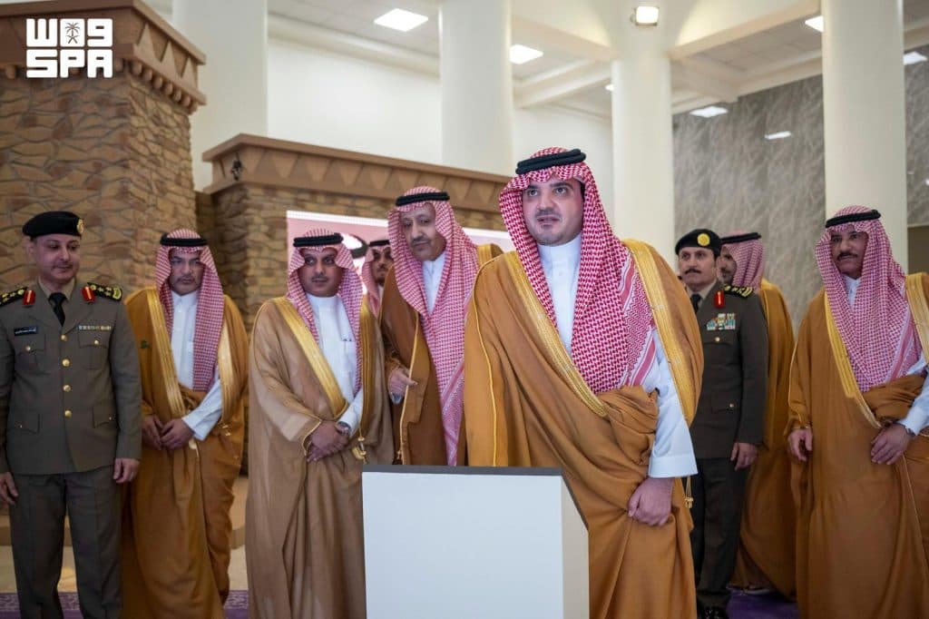 وزير الداخلية يضع حجر الأساس لمركز العمليات الأمنية الموحدة (911) بمنطقة الباحة